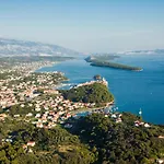 In With Sea View, Terrace, Air Conditioning, Wi-fi Appartement *
