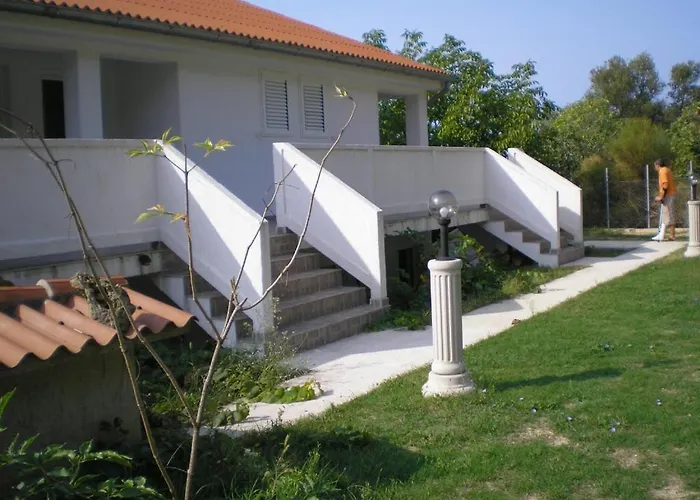 In With Sea View, Terrace, Air Conditioning, Wi-fi *