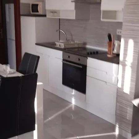 In With Sea View, Terrace, Air Conditioning, Wi-fi Kampor