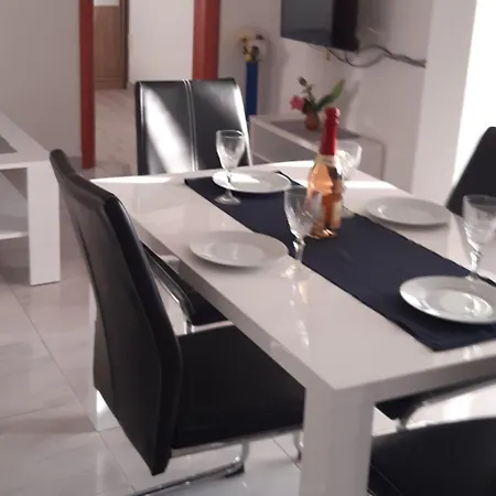 In With Sea View, Terrace, Air Conditioning, Wi-fi *